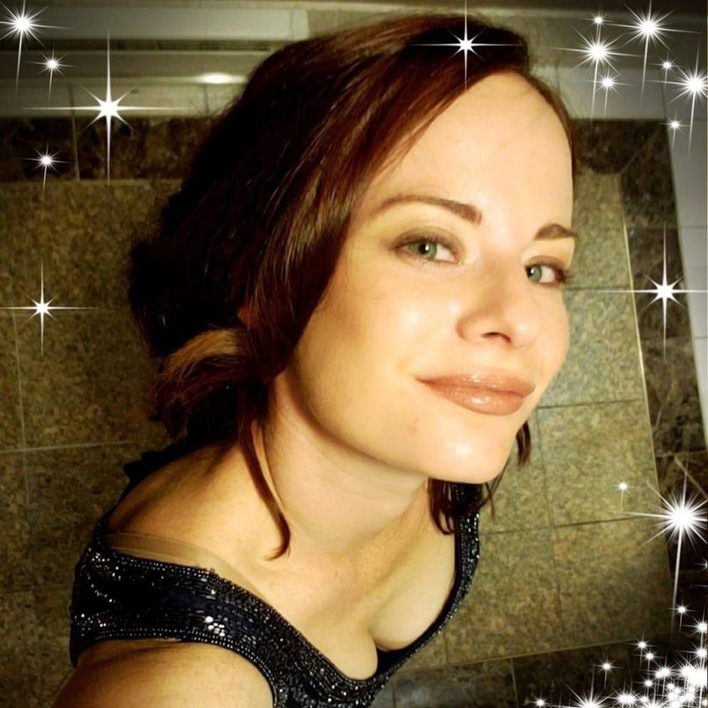 Meet your Posher, Claire